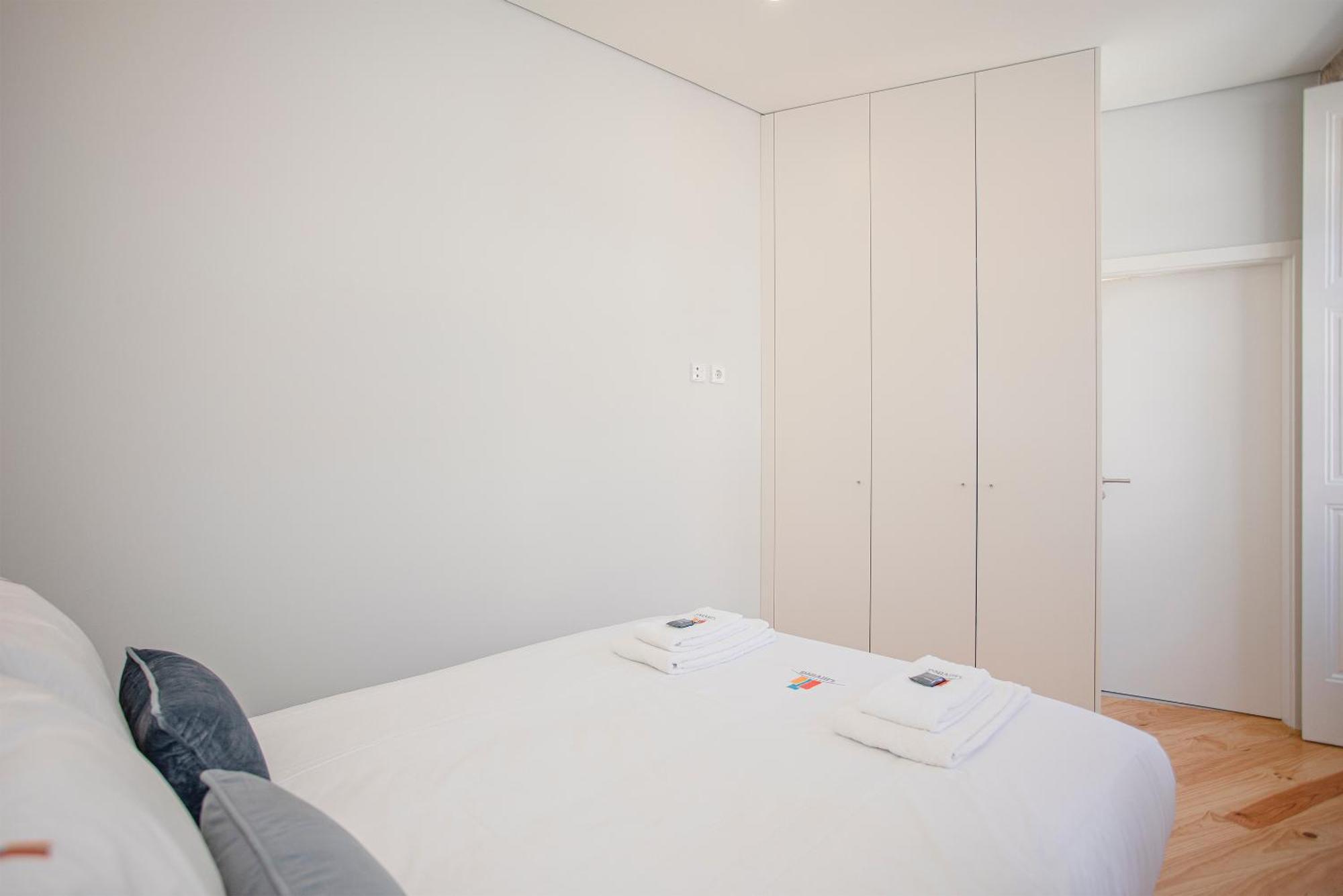 Liiiving In Porto - Aliados Stone Apartment Ngoại thất bức ảnh